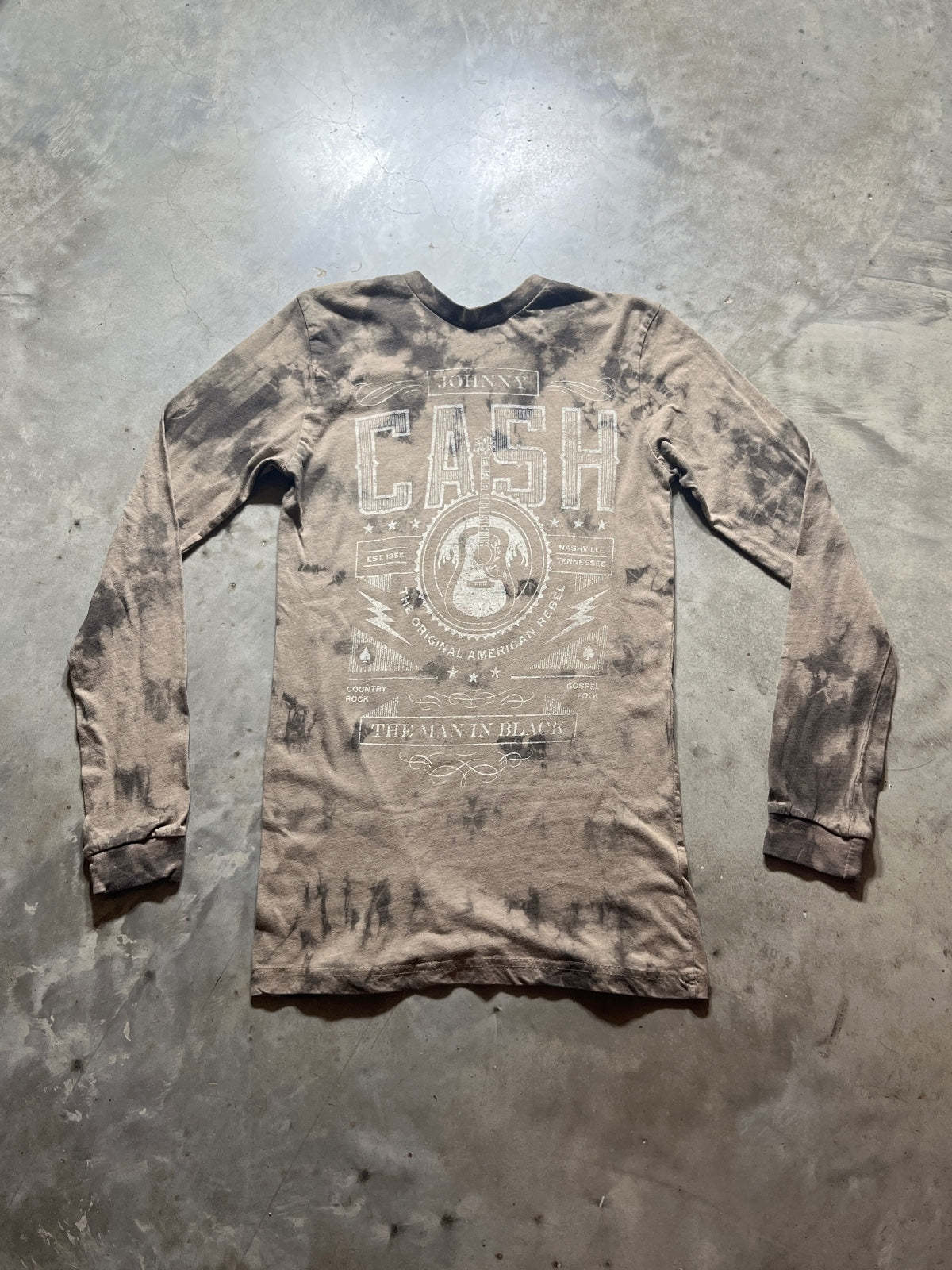 Johnny Cash Preowned Small Tie Dye Long Sleeve T-shirt