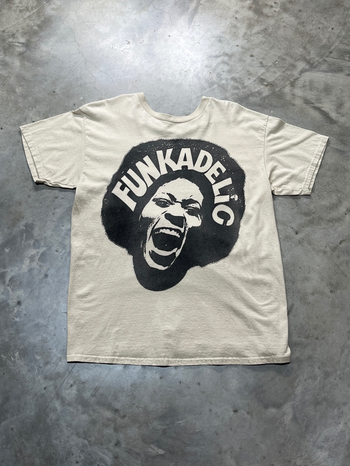 Funkadelic Preowned Large T-shirt
