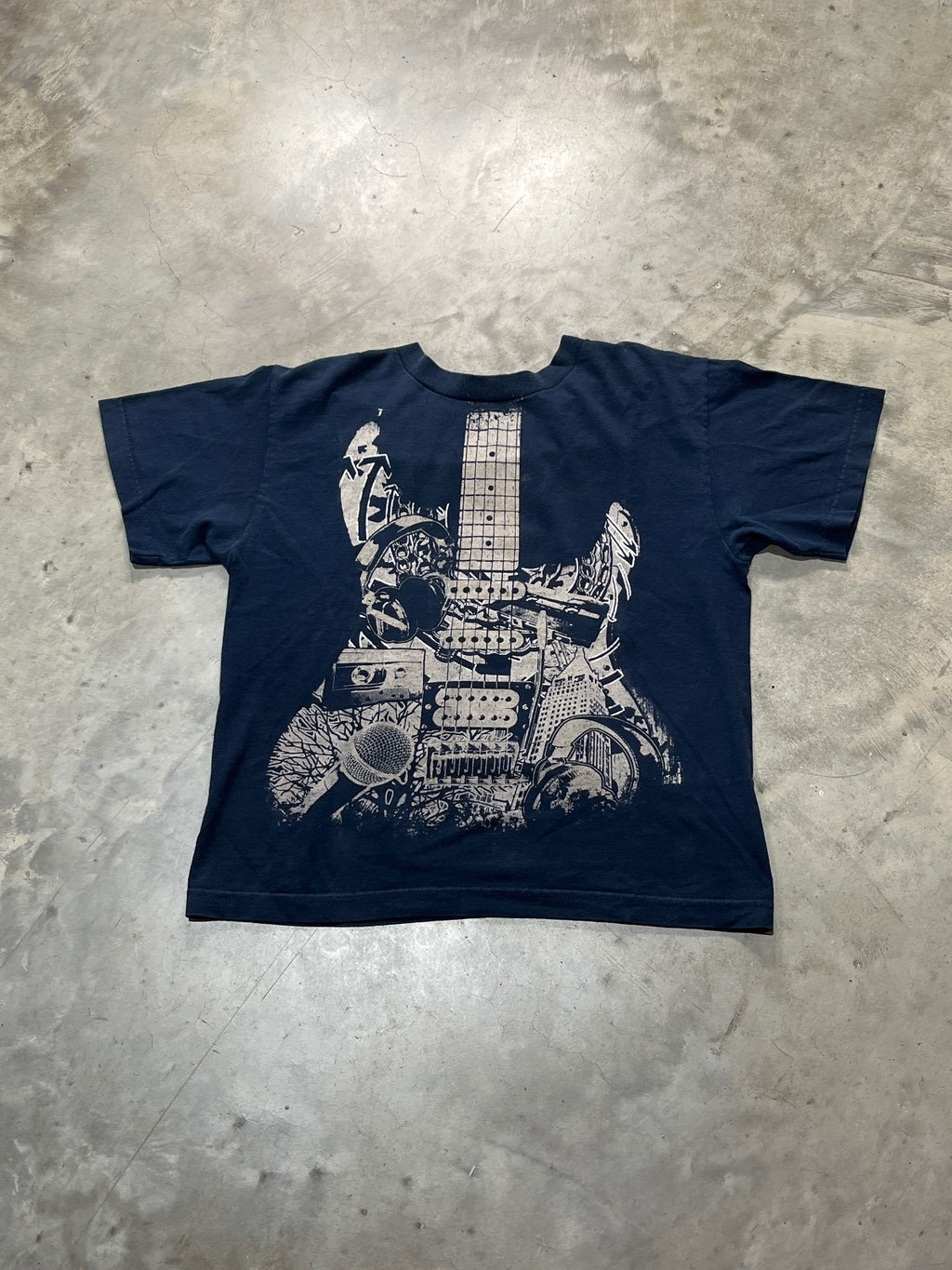 Rock N Roll Preowned Large T-shirt
