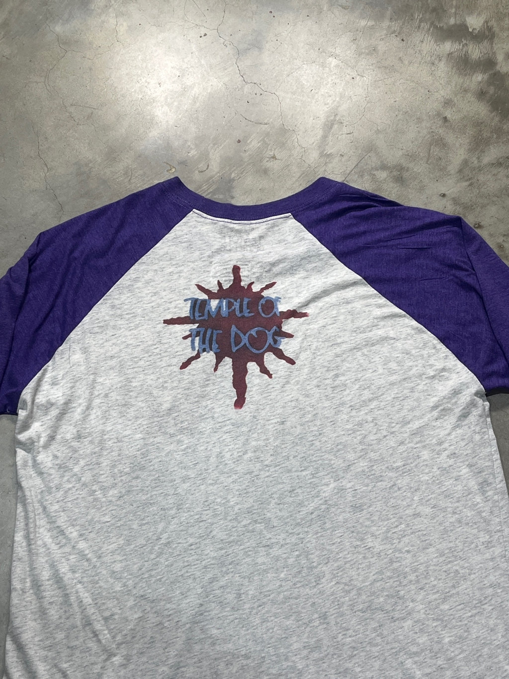 Temple Of The Dog Preowned Large 3/4 Sleeve T-shirt