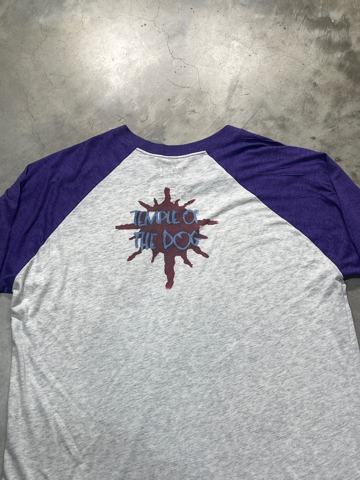 Temple Of The Dog Preowned Large 3/4 Sleeve T-shirt
