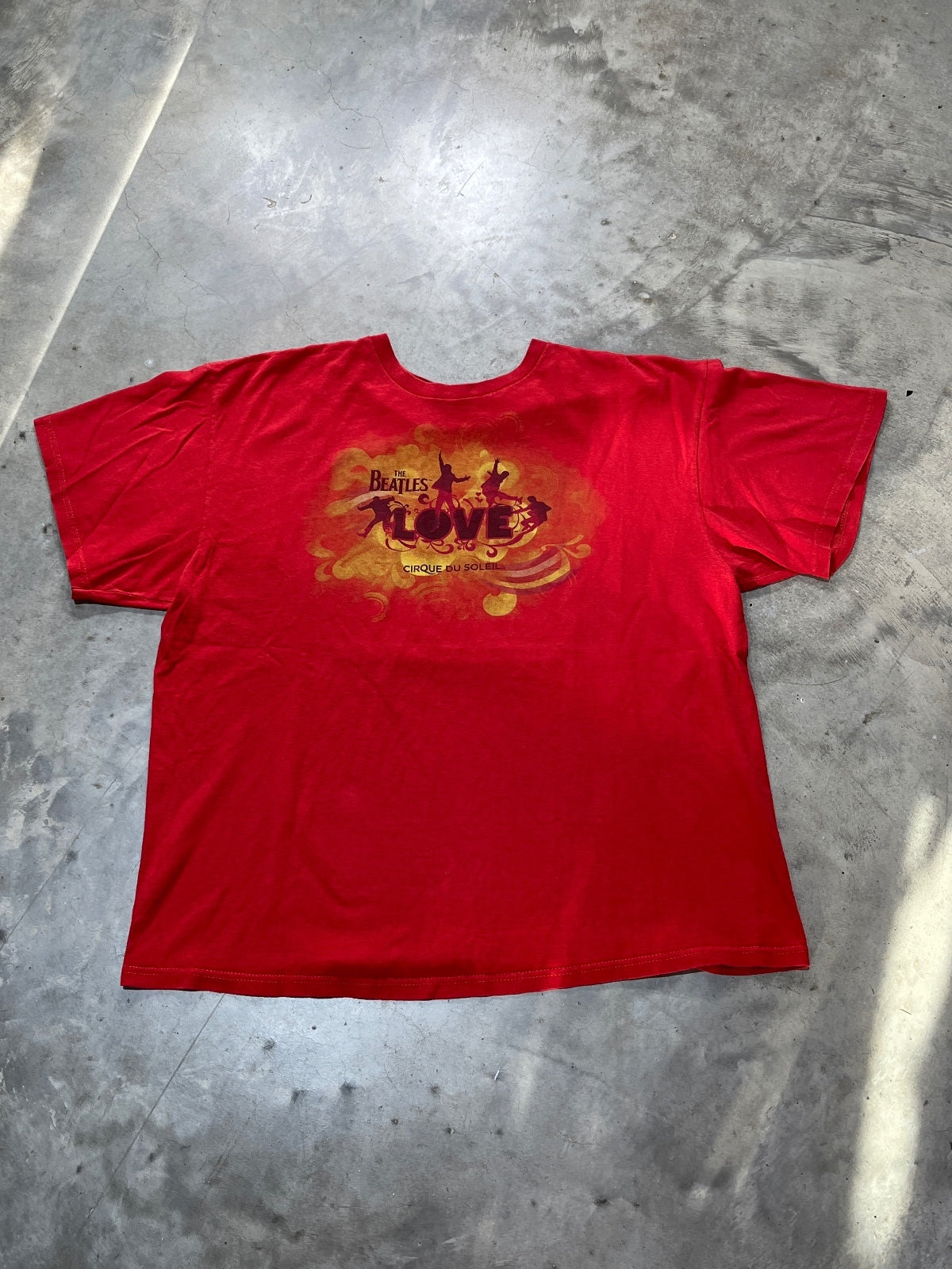 The Beatles Preowned Large T-shirt