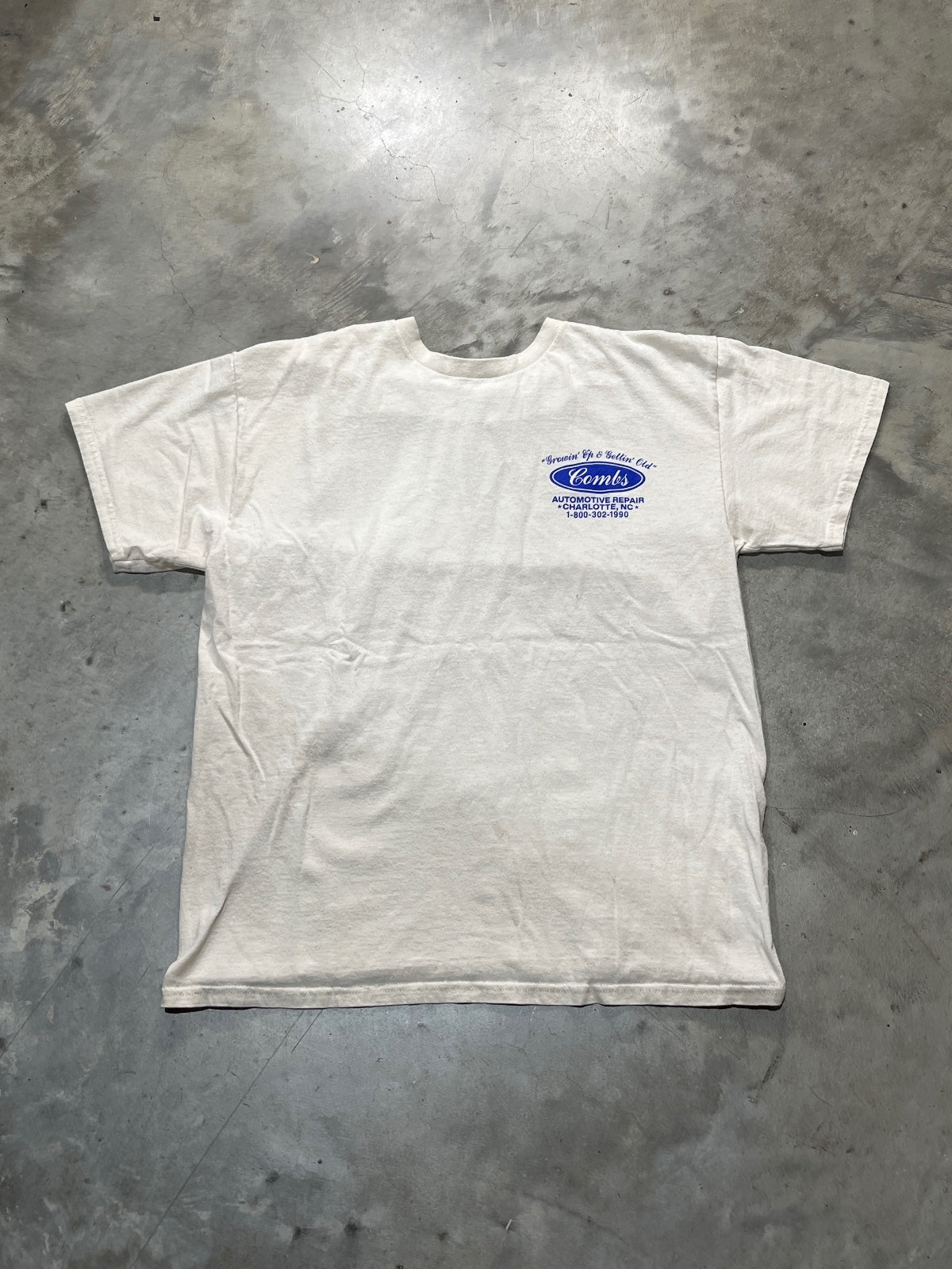 Luke Combs Preowned Large T-shirt