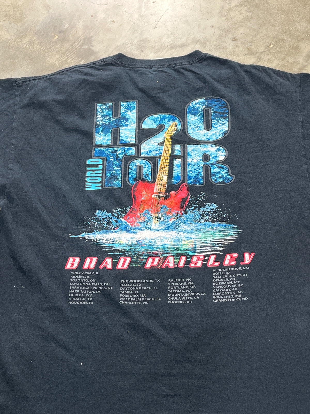 Brad Paisley Preowned XL T-shirt