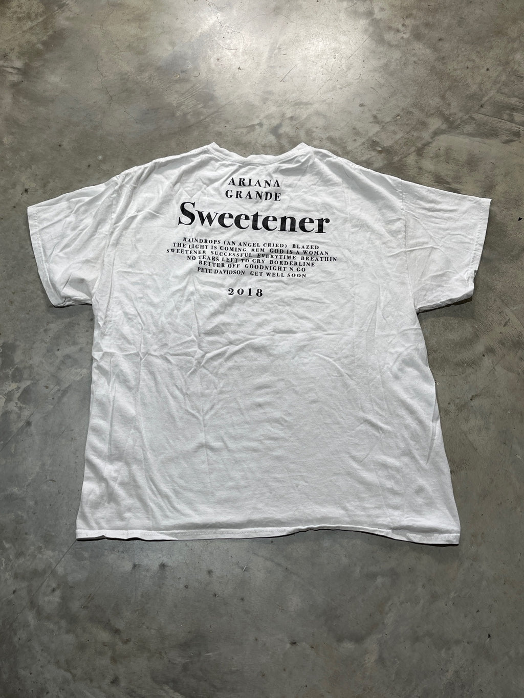 Ariana Grande Preowned XL T-shirt