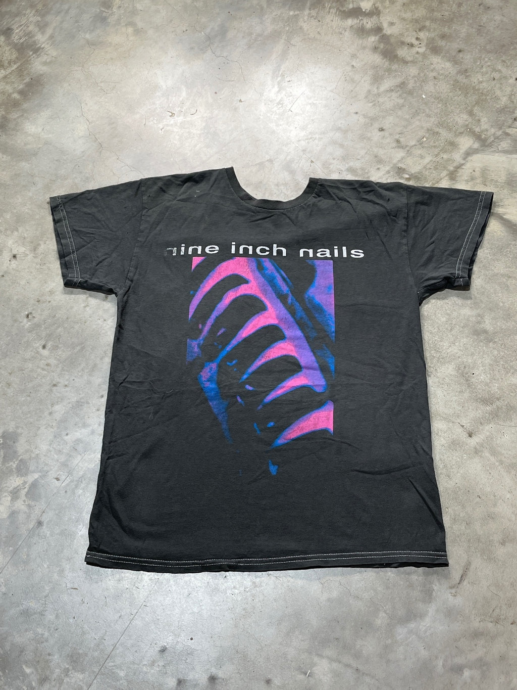 Nine Inch Nails Preowned Medium T-shirt