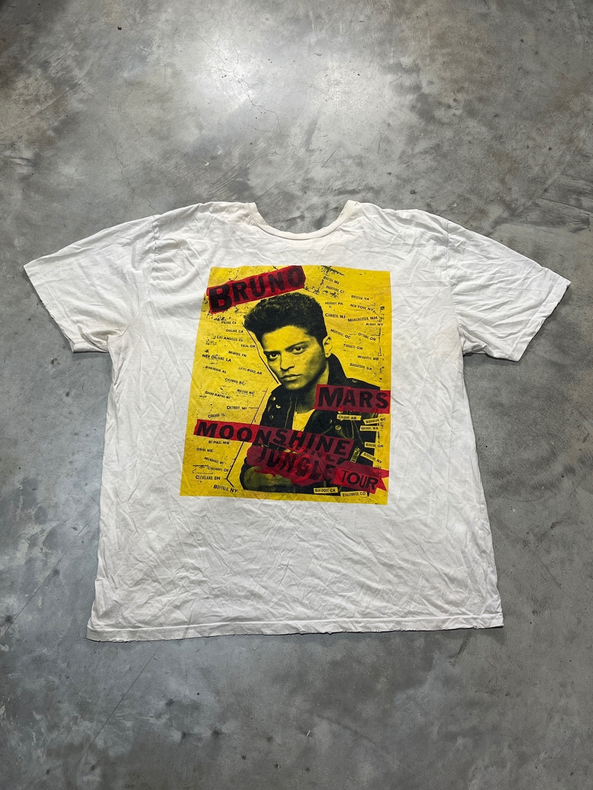 Bruno Mars Preowned 2XL T-shirt