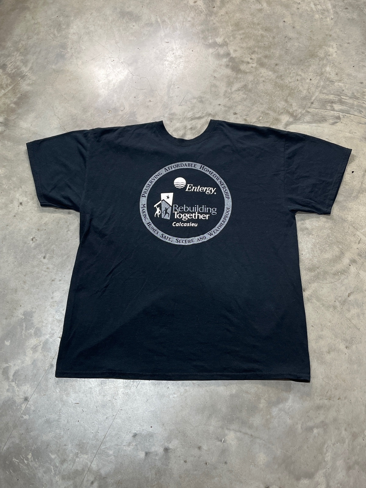 Entergy Calcasieu Rebuild Together Preowned XL T-shirt