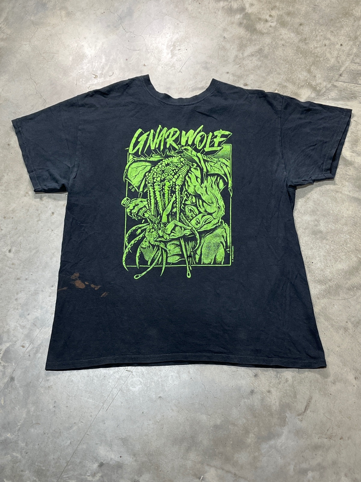 Gnar Wolf Preowned Large T-shirt