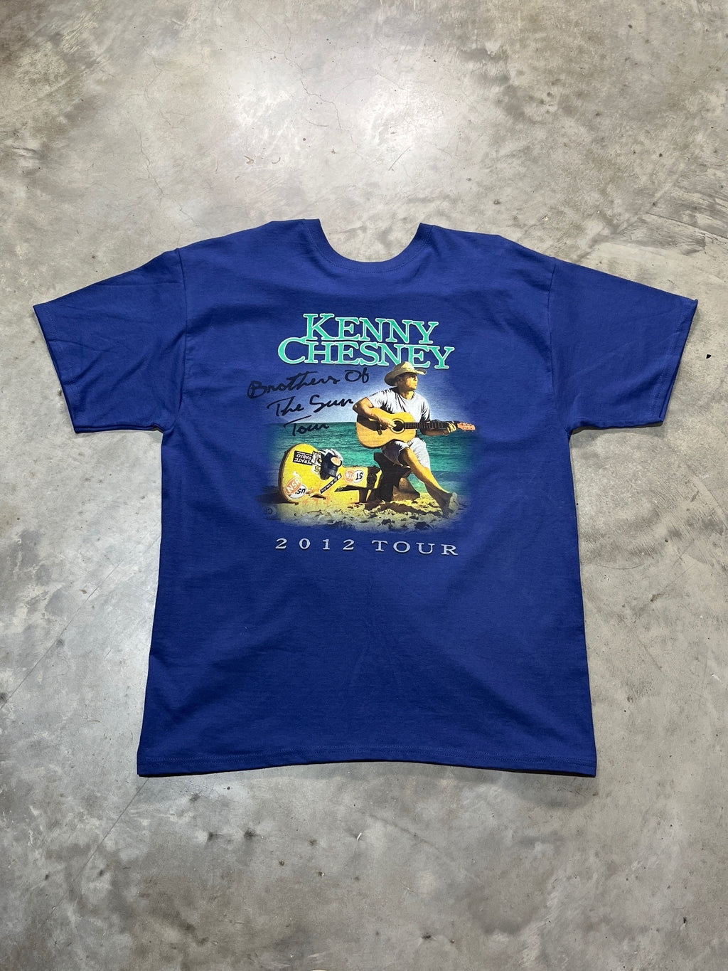 Kenny Chesney Preowned Large T-shirt