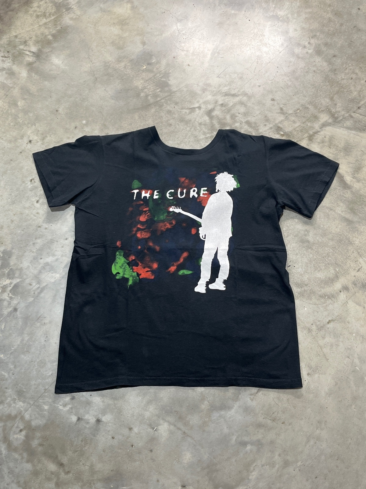 The Cure Preowned Large T-shirt