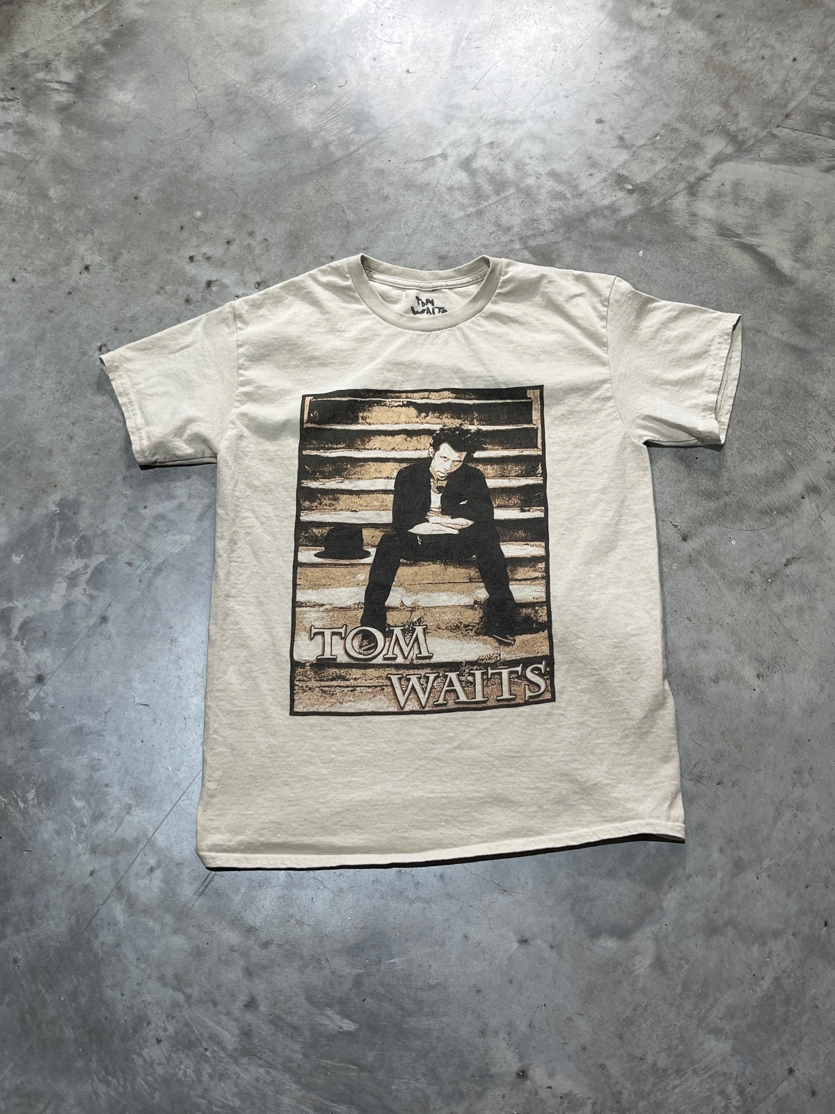 Tom Waits Preowned Medium T-shirt
