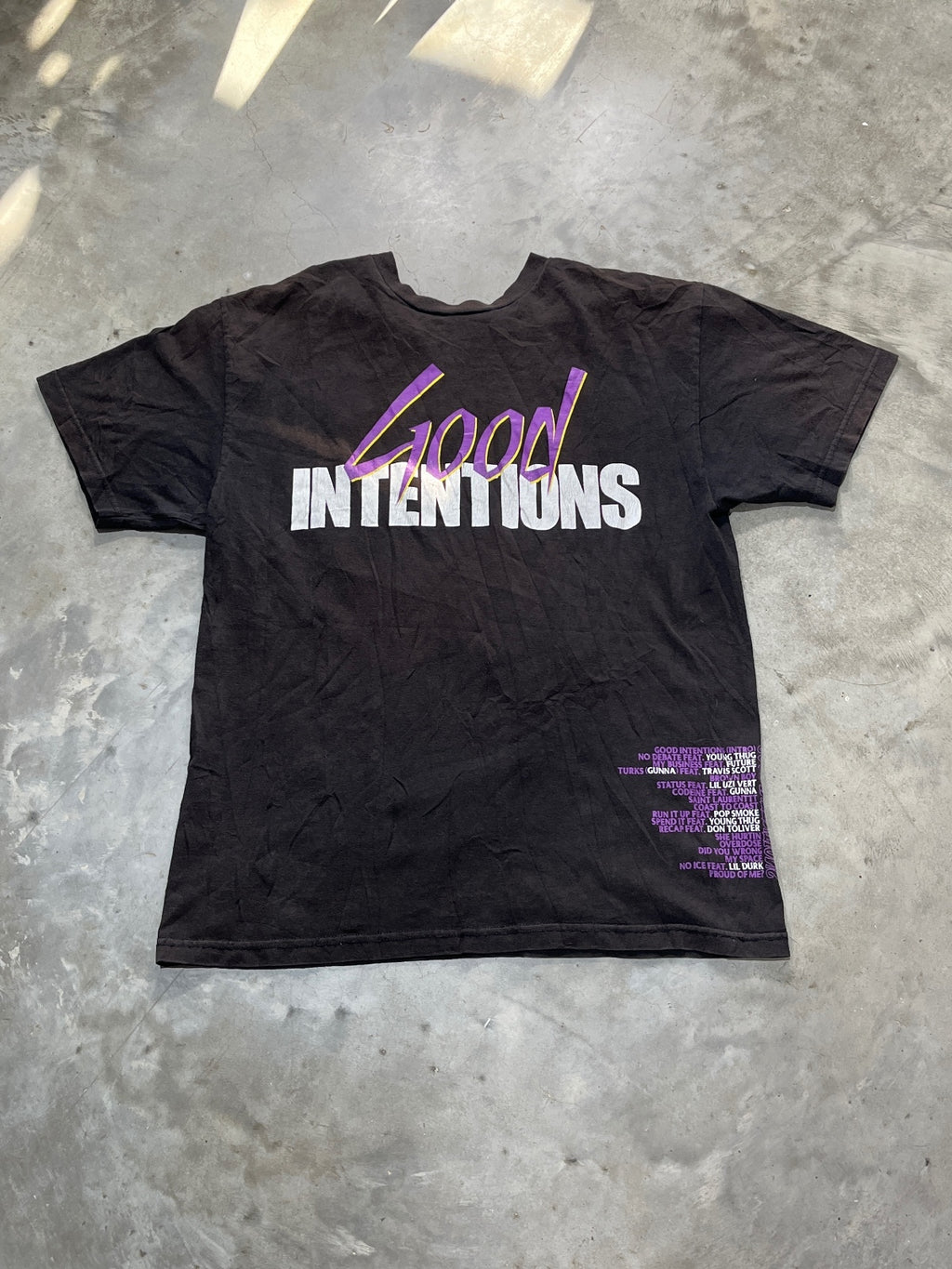 NAV Preowned Large T-shirt