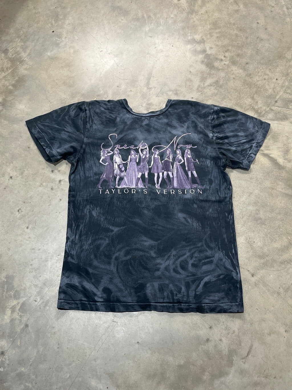 Taylor Swift Preowned Large Tie Dye T-shirt
