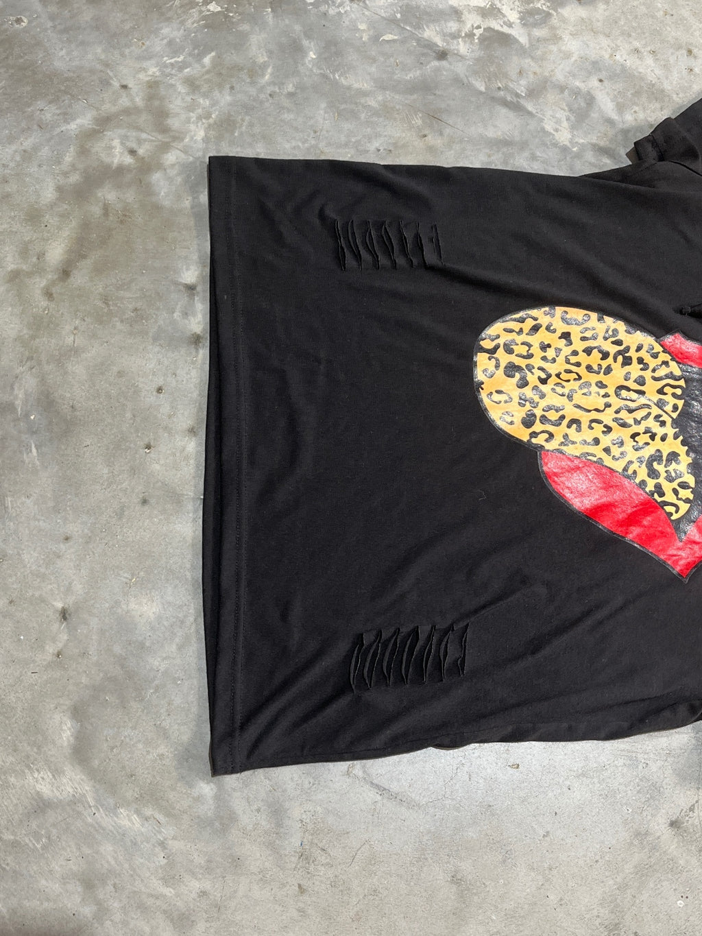 The Rolling Stones Preowned Medium Distressed Hooded T-shirt