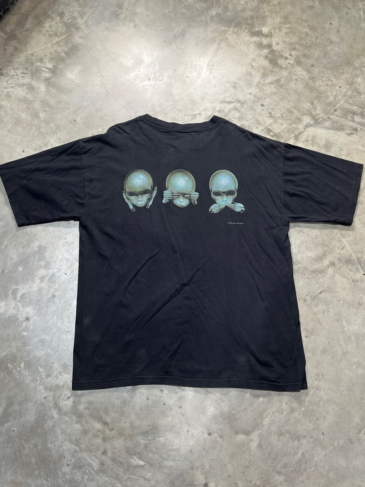 Vintage 1995 Alien Workshop Alienated Preowned XL T-shirt