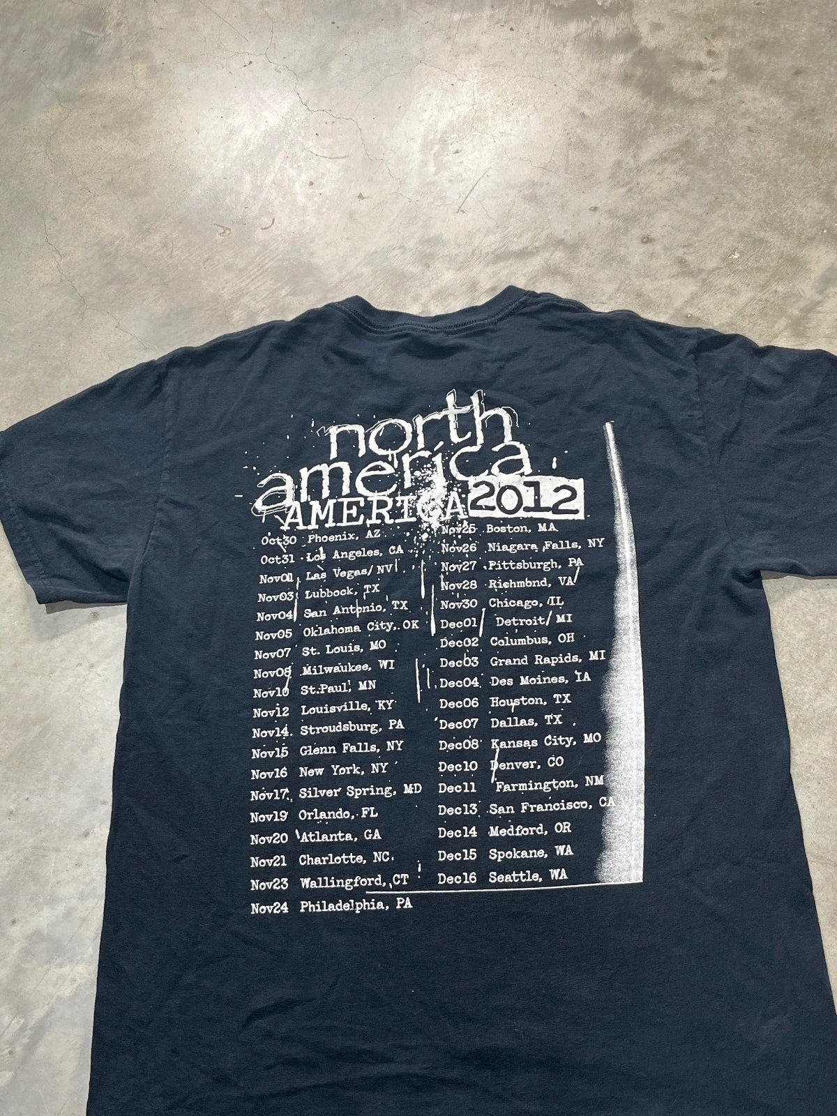 Lamb Of God Preowned Medium T-shirt