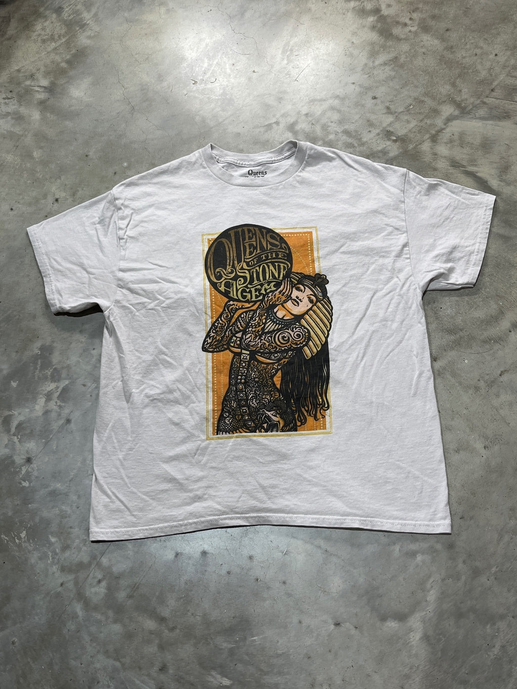 Queens Of The Stone Age Preowned XL T-shirt