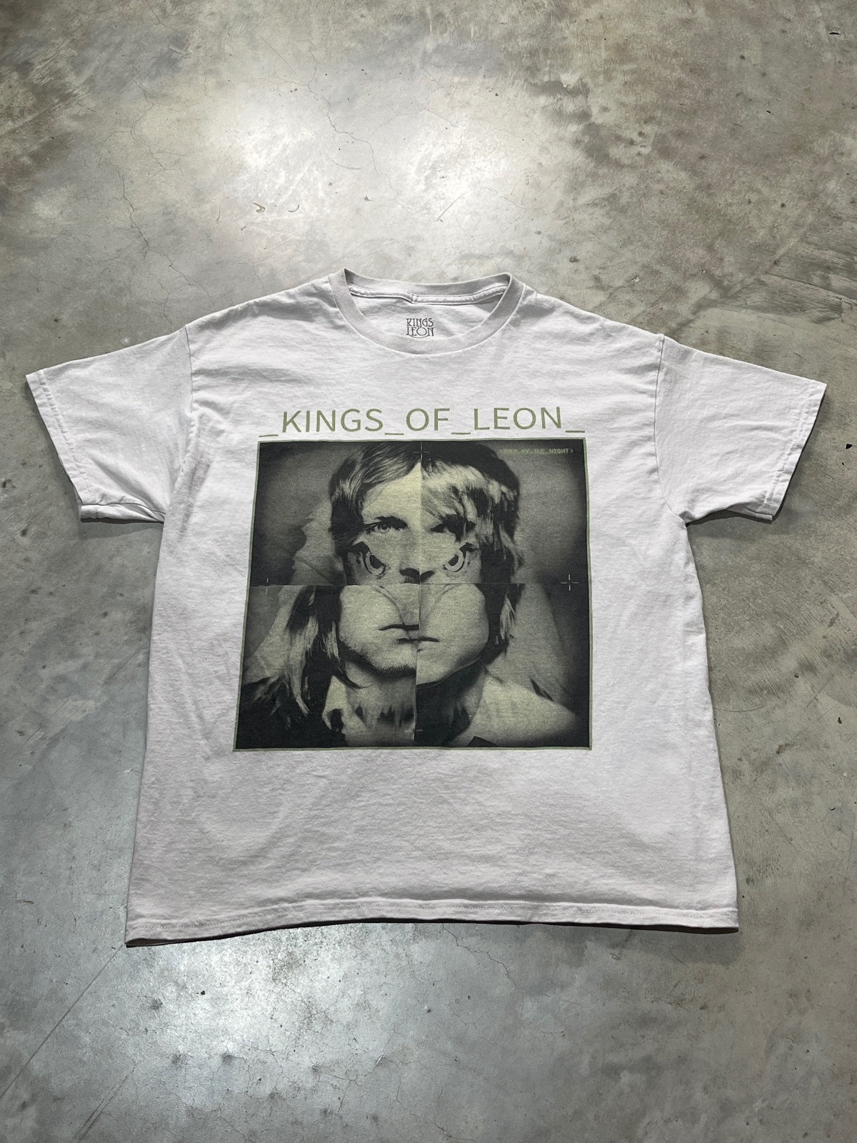 Kings Of Leon Preowned Large T-shirt