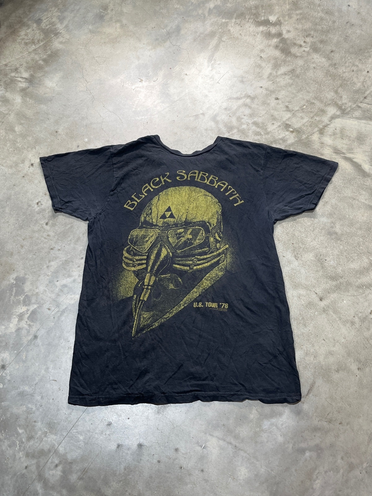 Black Sabbath Preowned Medium T-shirt