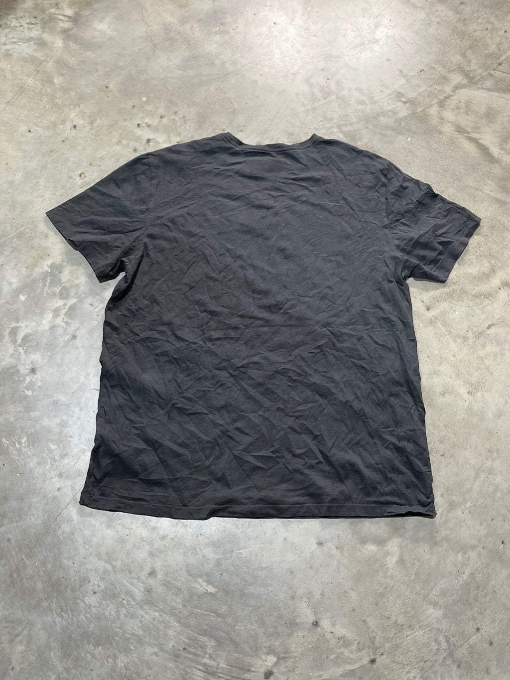 TLC Preowned XL T-shirt