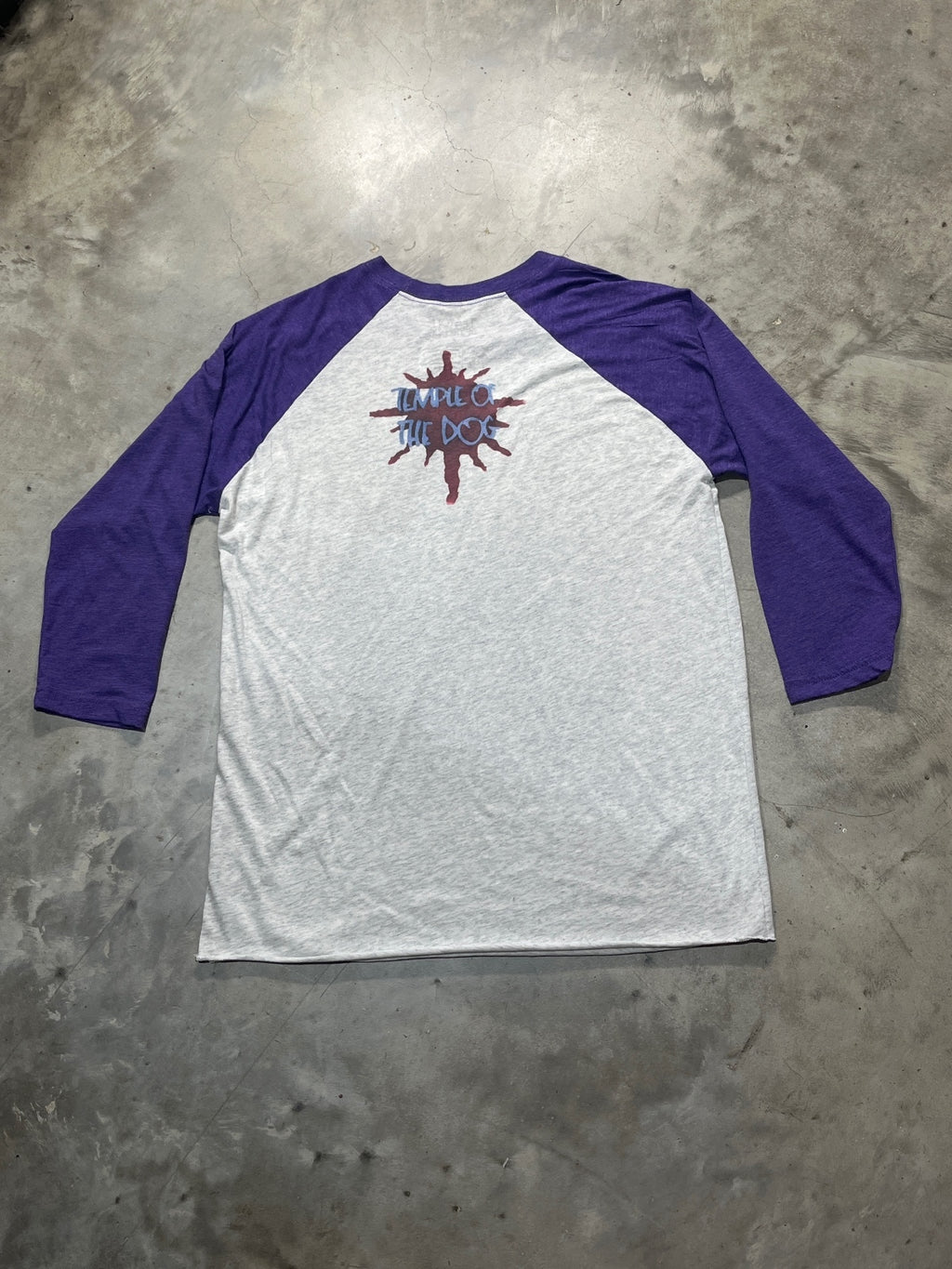 Temple Of The Dog Preowned Large 3/4 Sleeve T-shirt