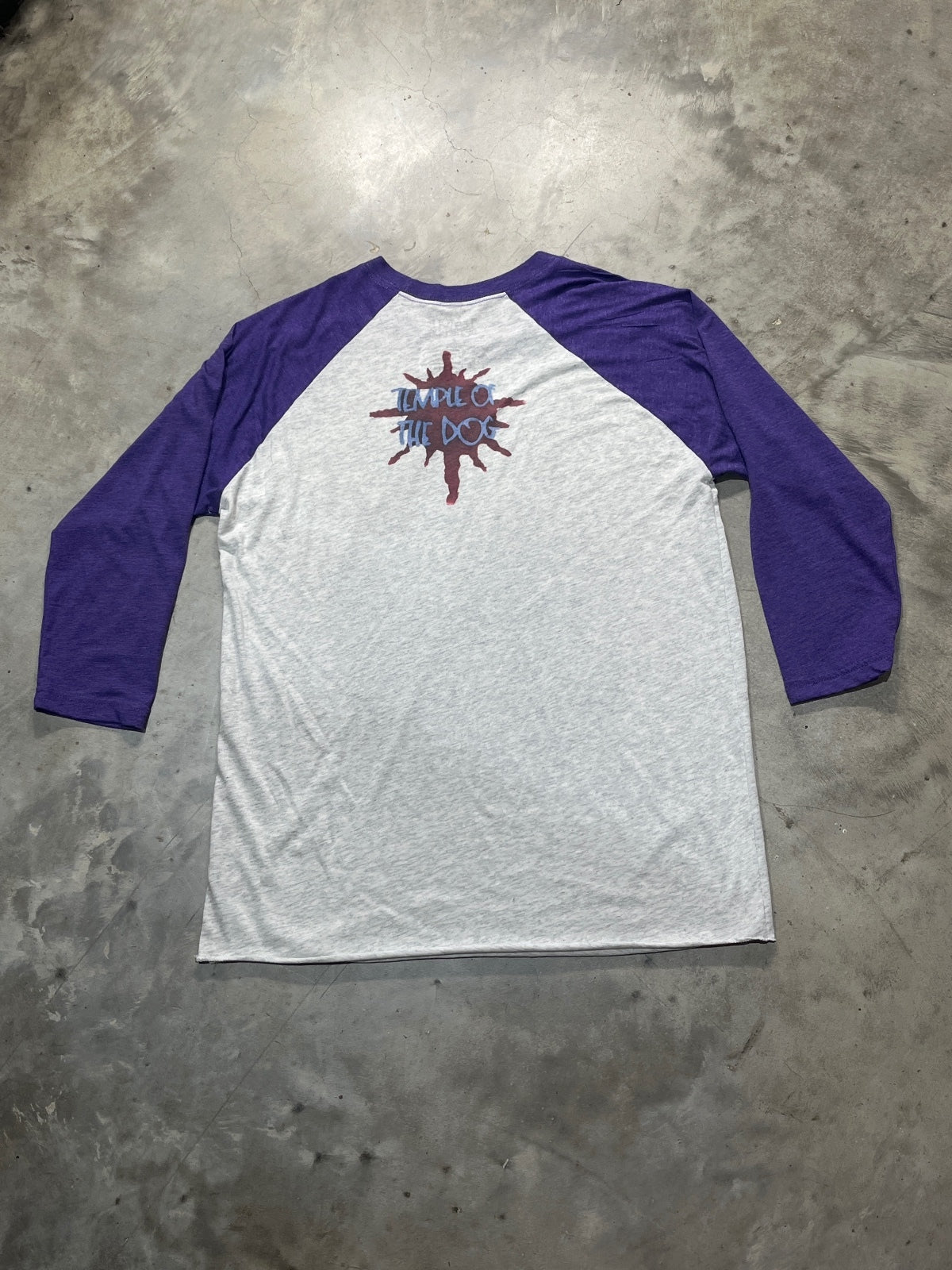 Temple Of The Dog Preowned Large 3/4 Sleeve T-shirt