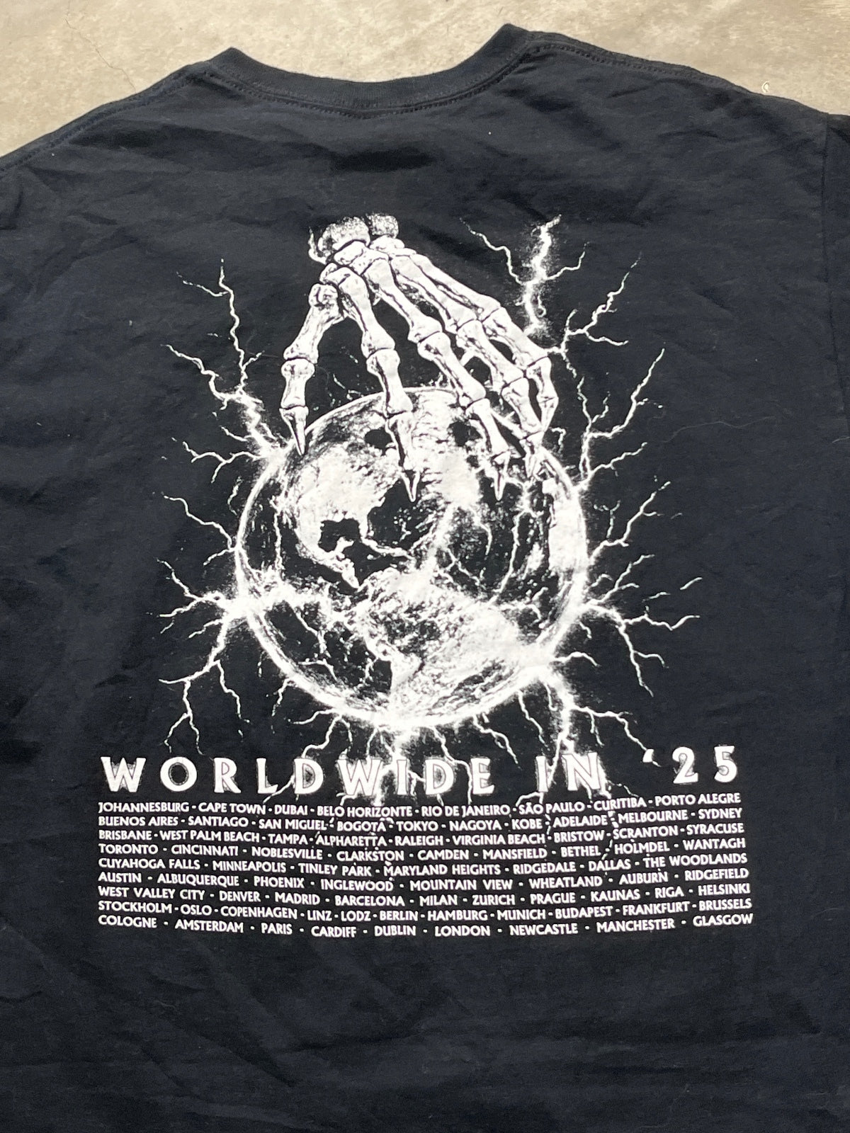 The Offspring Preowned Large T-shirt