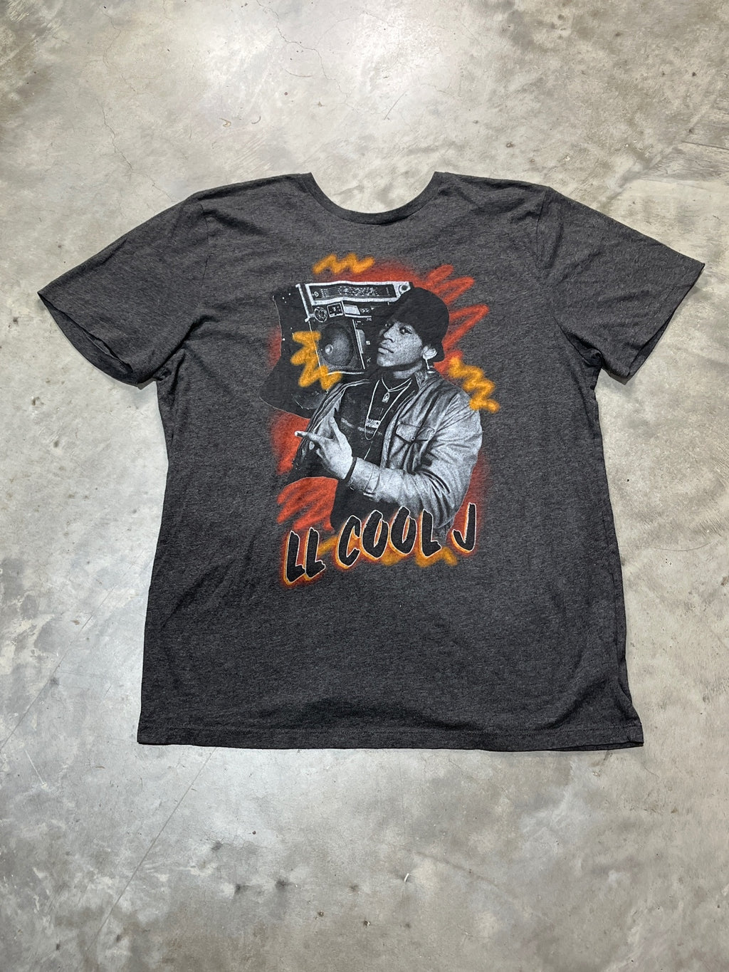 LL Cool J Preowned Large T-shirt