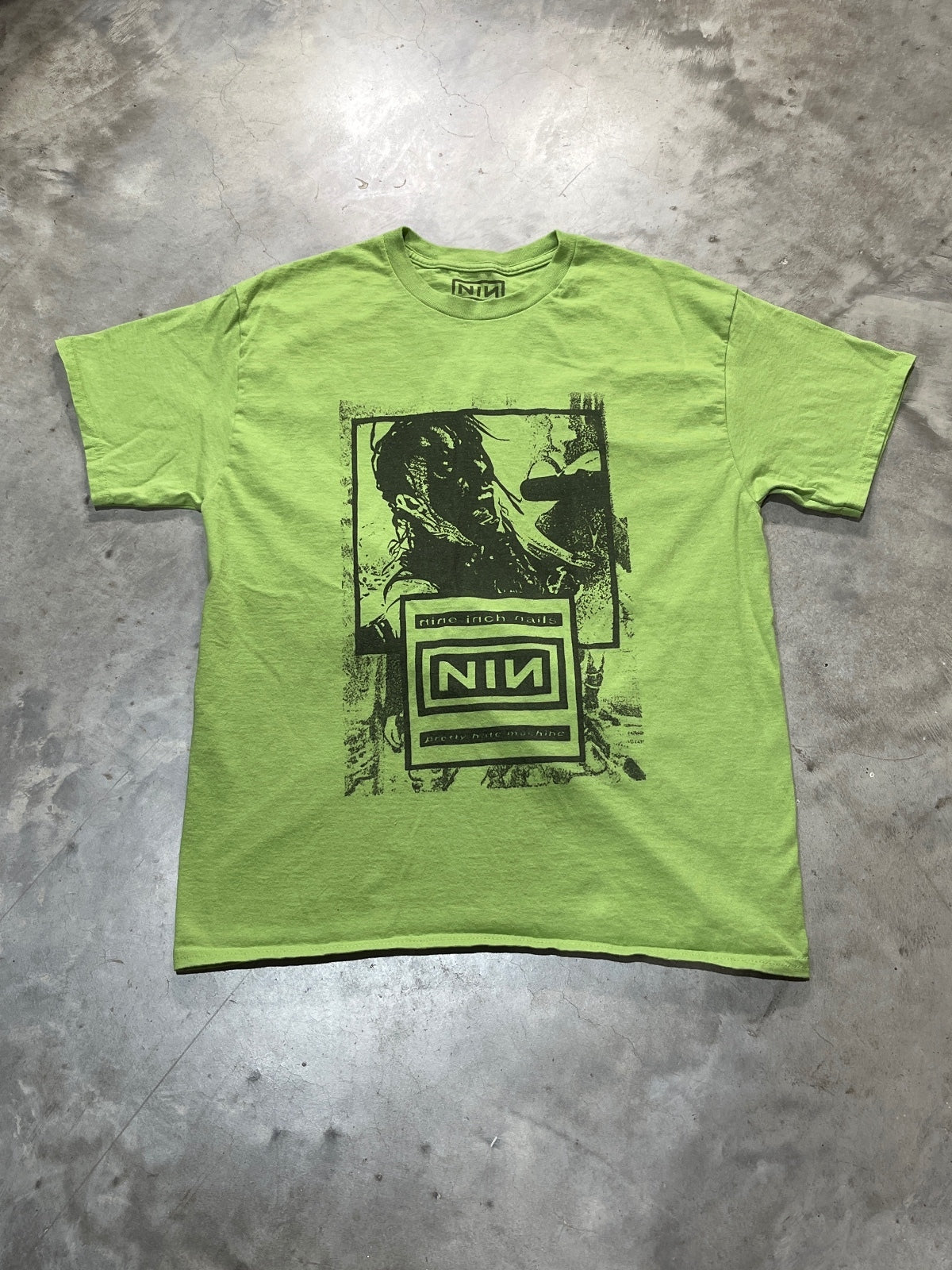 Nine Inch Nails Preowned Large T-shirt