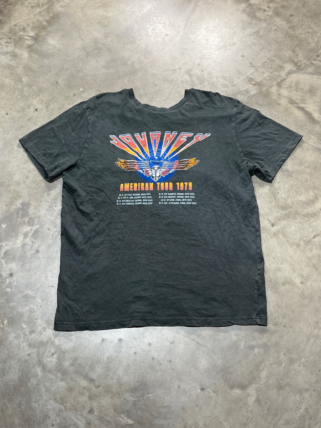 Journey Preowned Large T-shirt