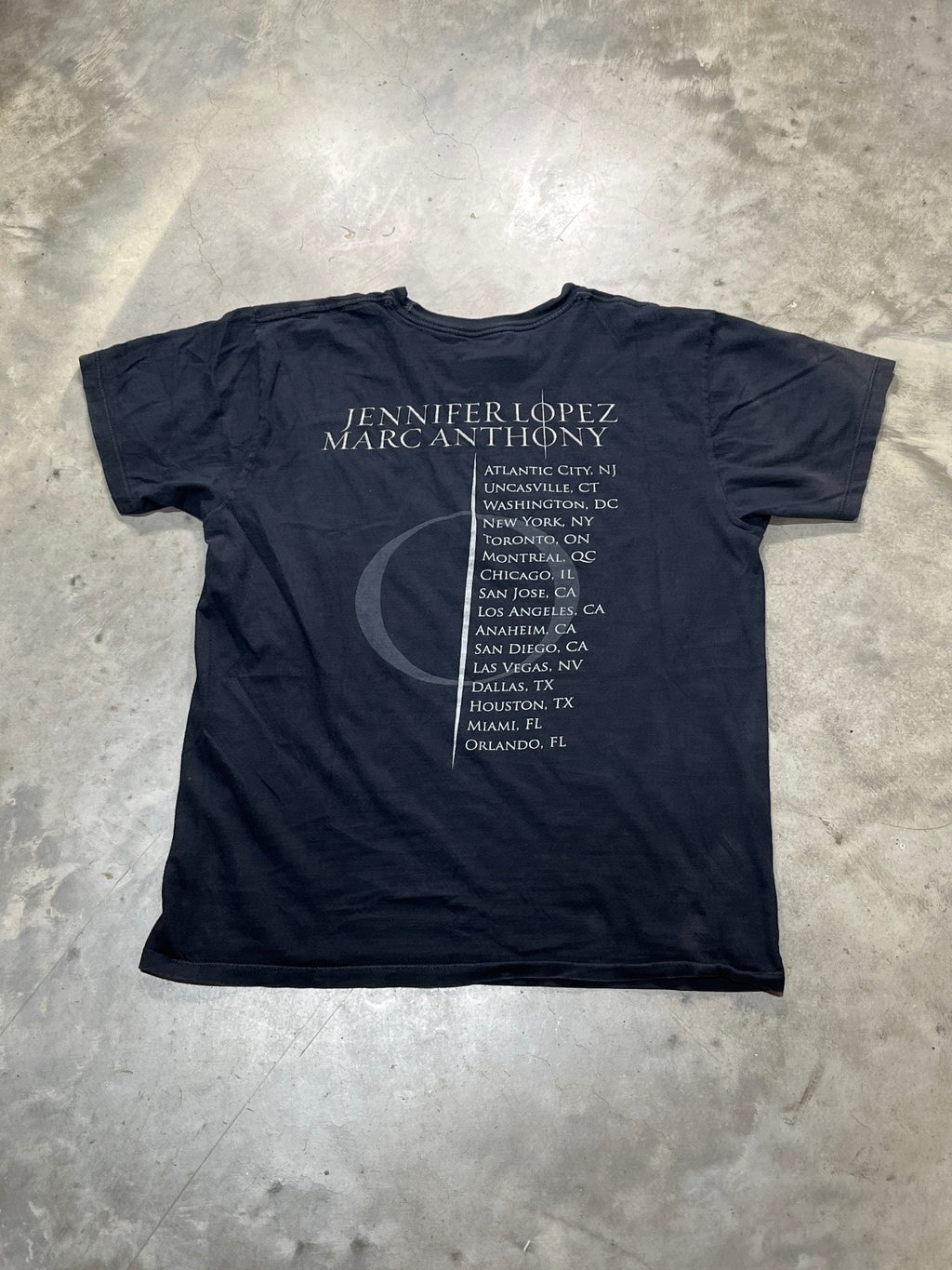 Jennifer Lopez & Marc Anthony Preowned Large T-shirt