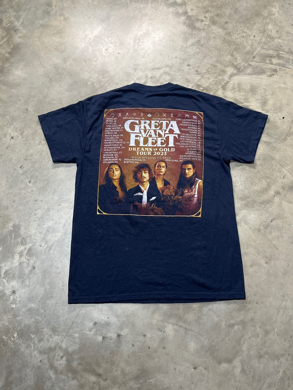 Greta Van Fleet Preowned Medium T-shirt