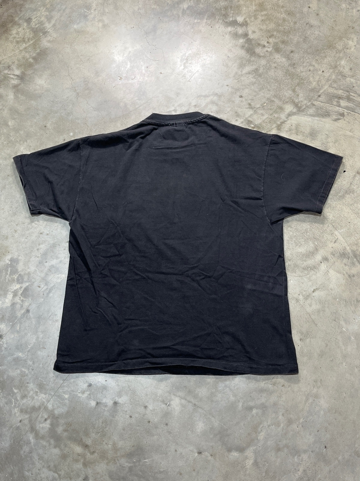 Zomp! Preowned XL T-shirt