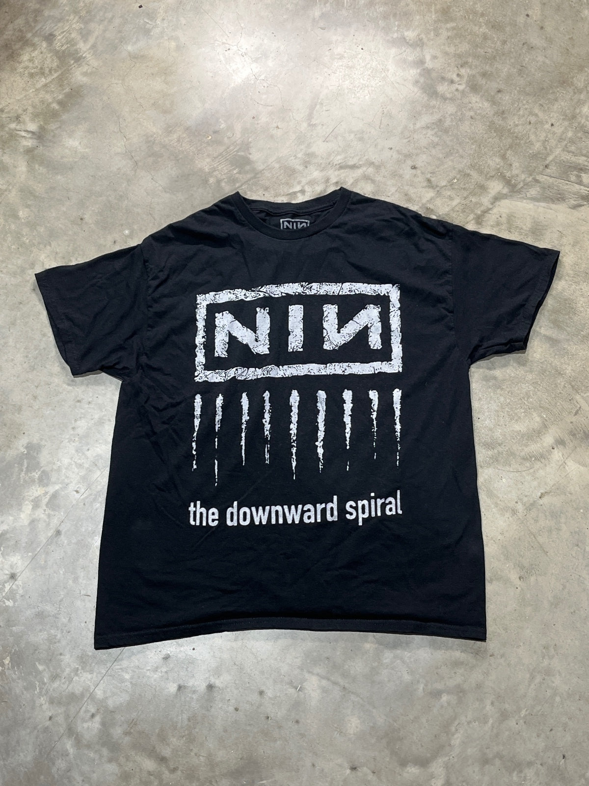 Nine Inch Nails Preowned XL T-shirt