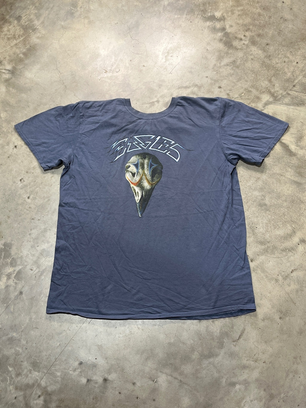 Eagles Preowned Large T-shirt