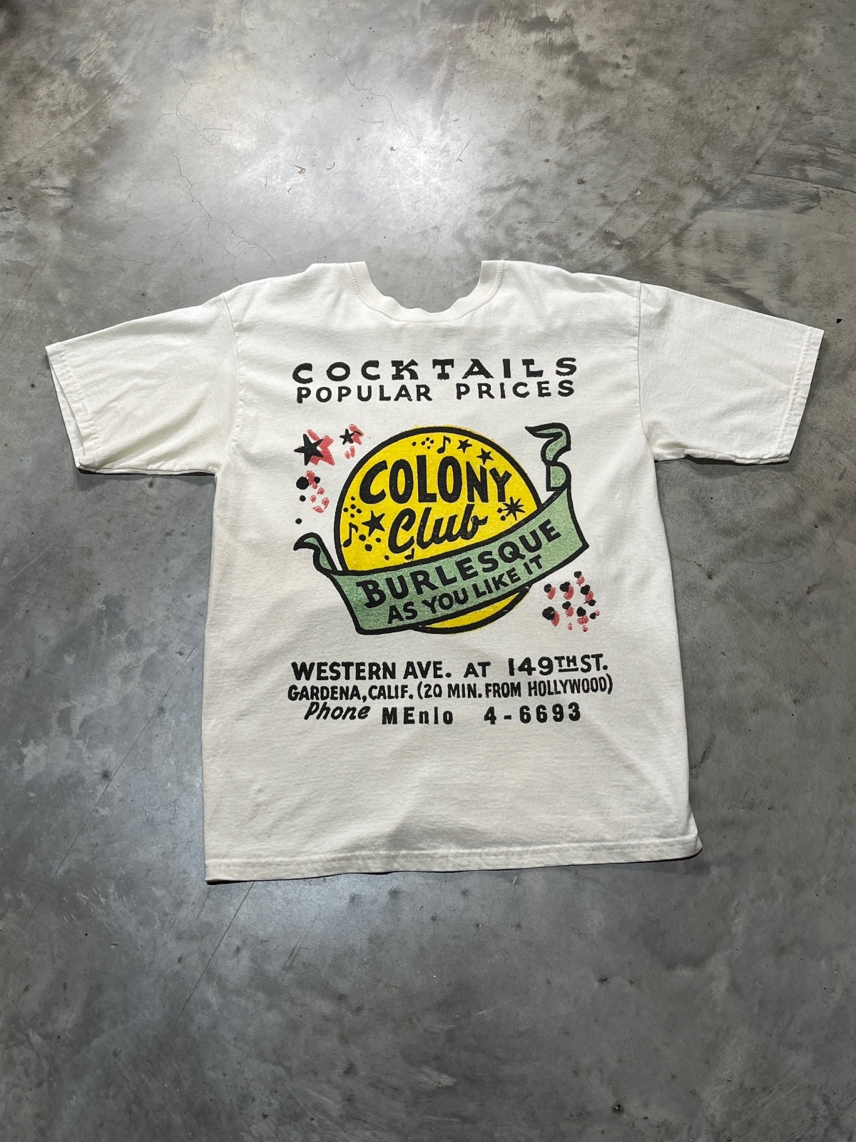 Colony Club Burlesque Preowned Large T-shirt