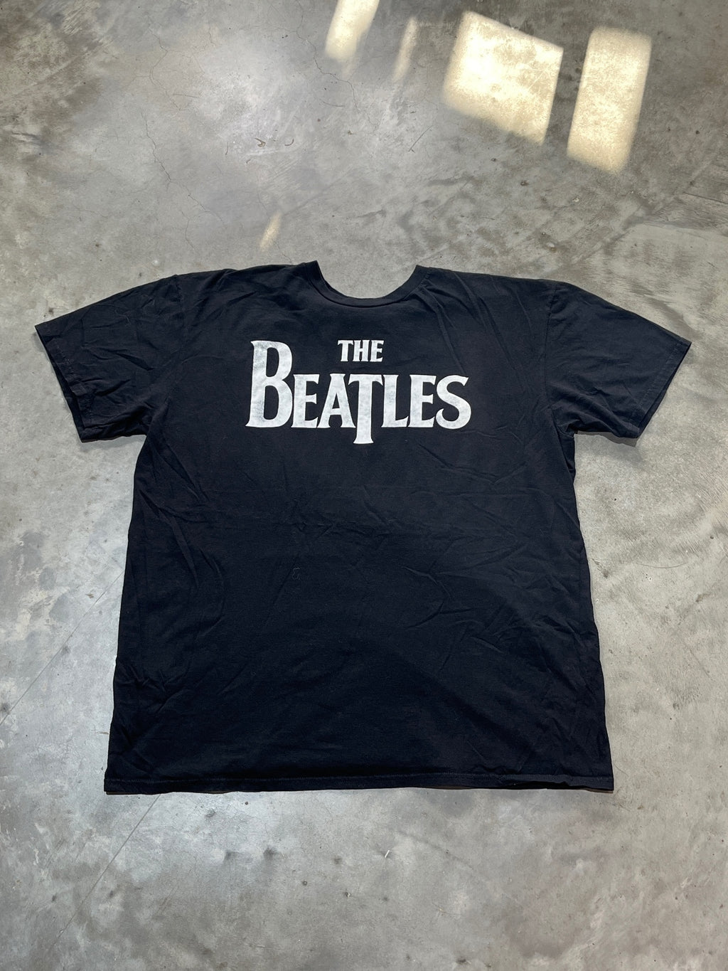 The Beatles Preowned Large T-shirt