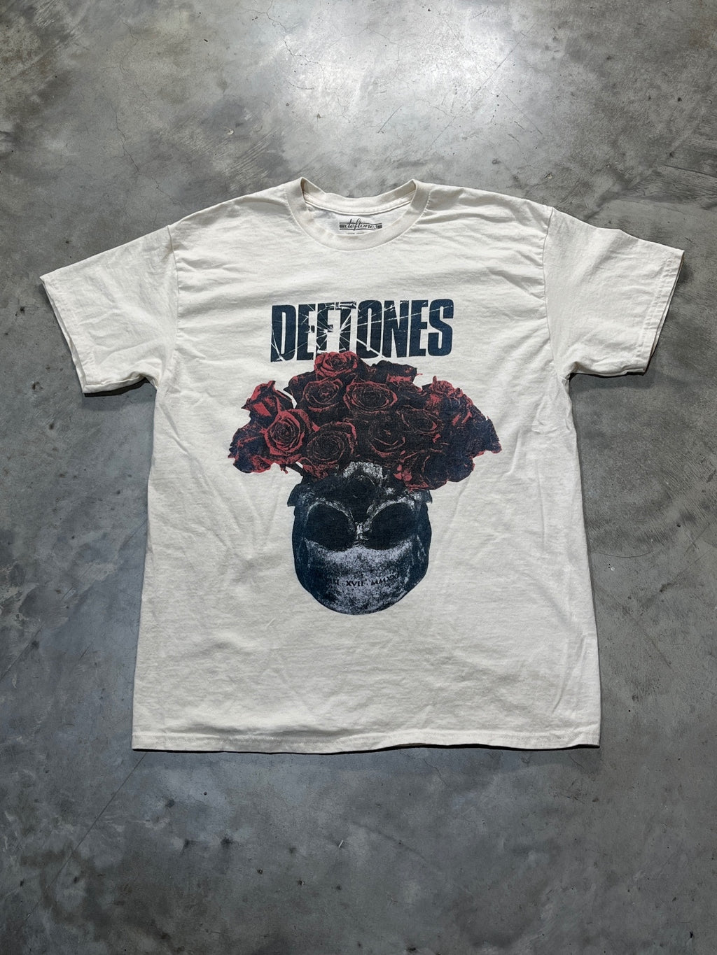 Deftones Preowned Large T-shirt