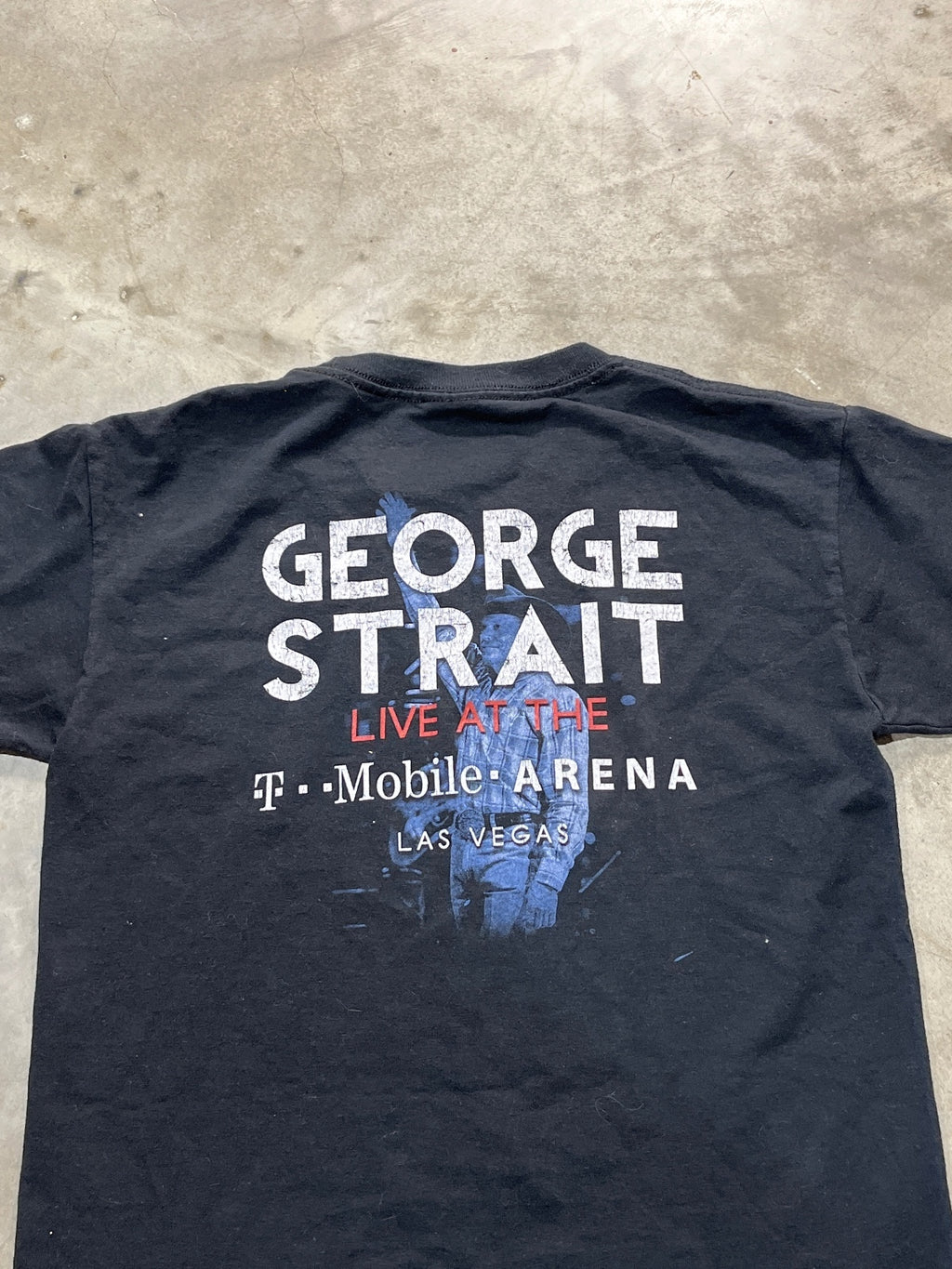 George Strait Preowned Small T-shirt