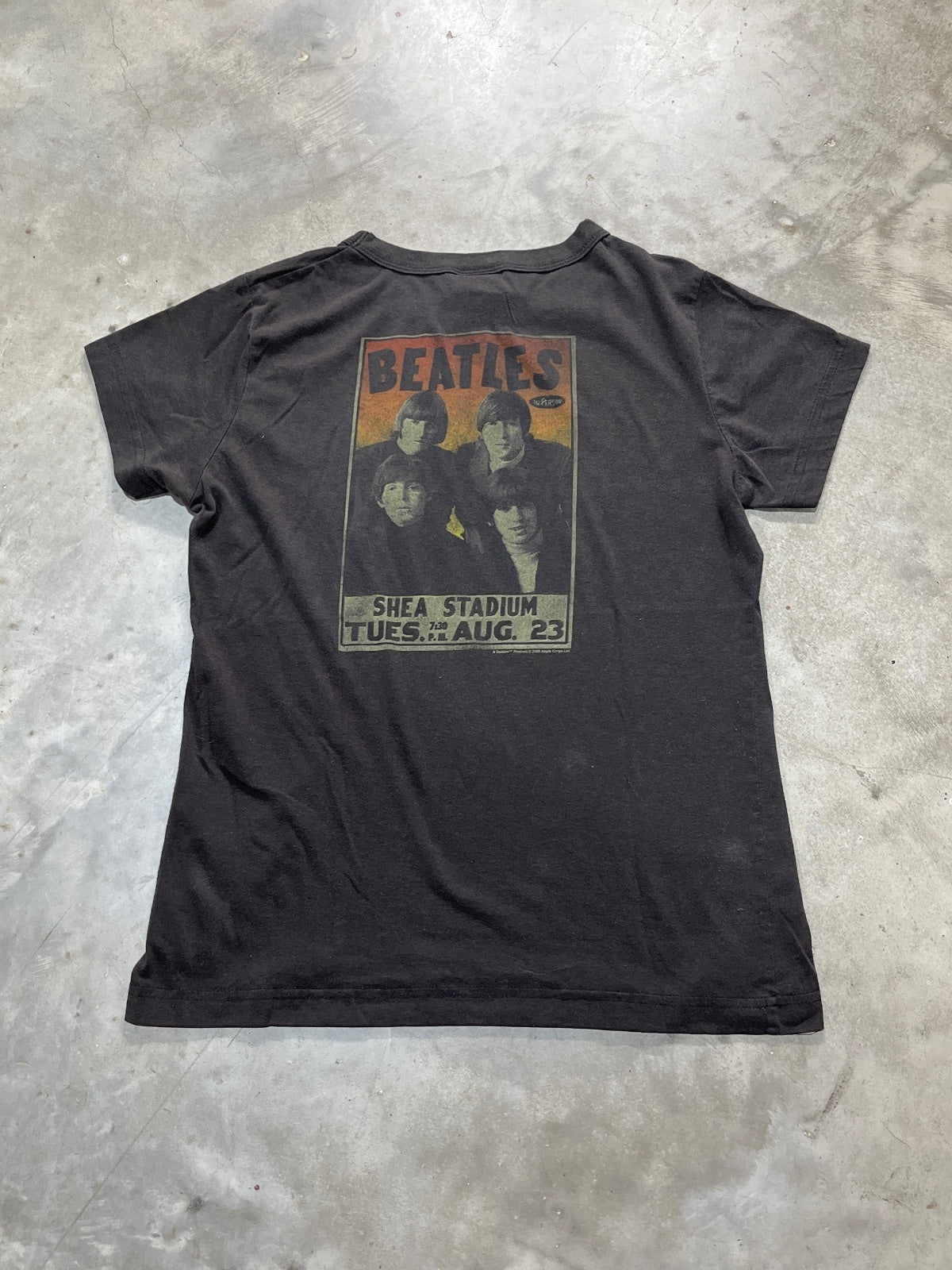 The Beatles Preowned Small T-shirt