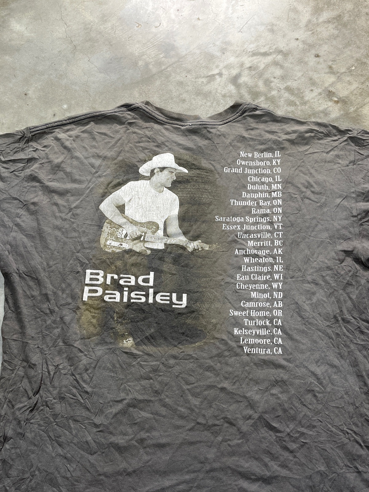Brad Paisley Preowned 2XL T-shirt