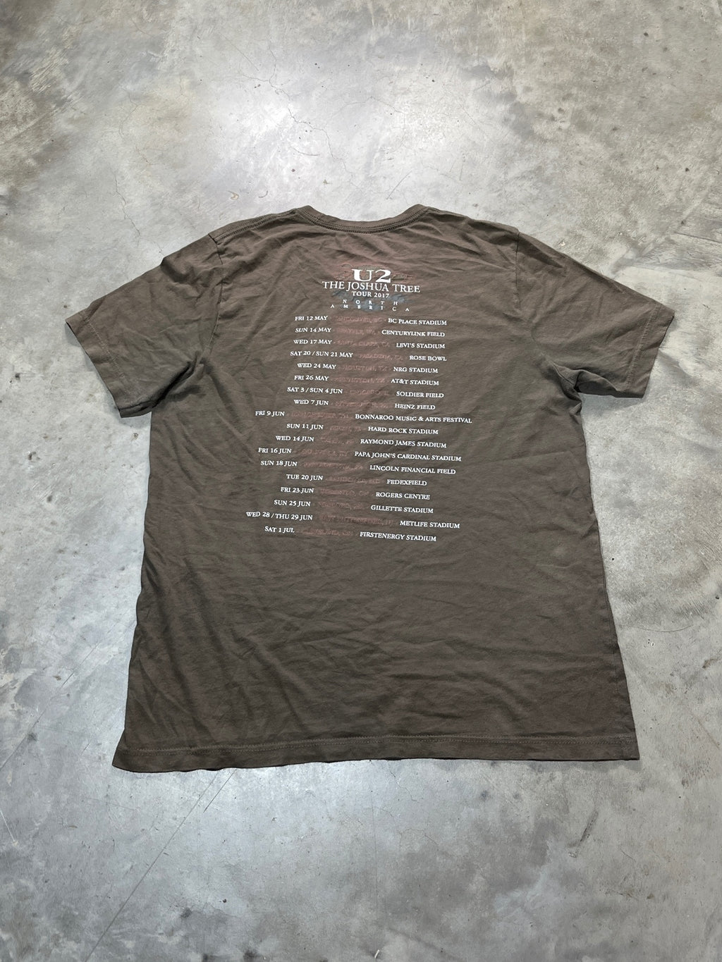 U2 Preowned Large T-shirt
