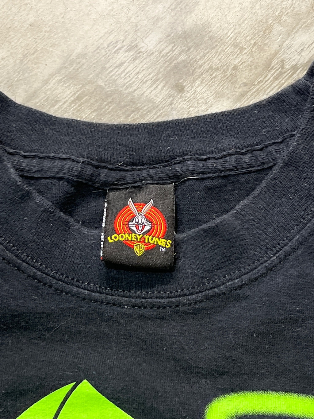 Vintage 90s Marvin The Martian Preowned Medium T-shirt