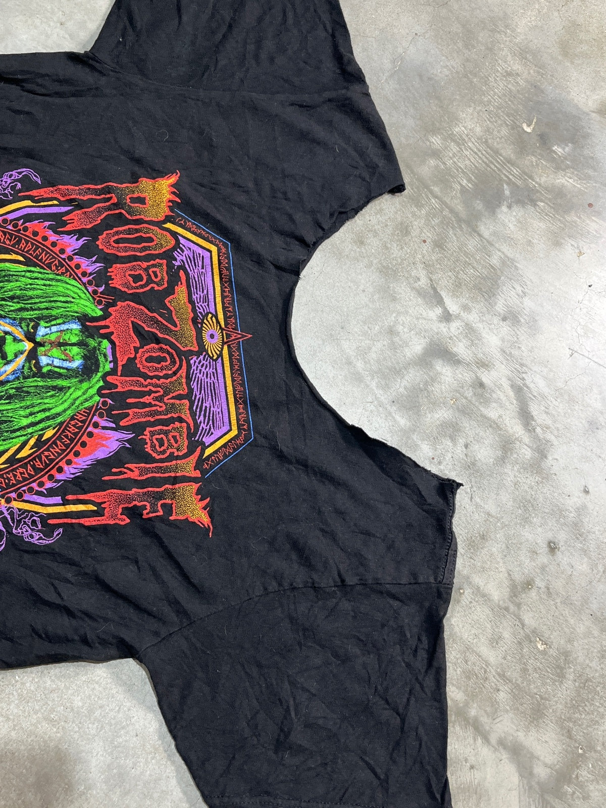 Rob Zombie Preowned Medium Cropped Neckline T-shirt