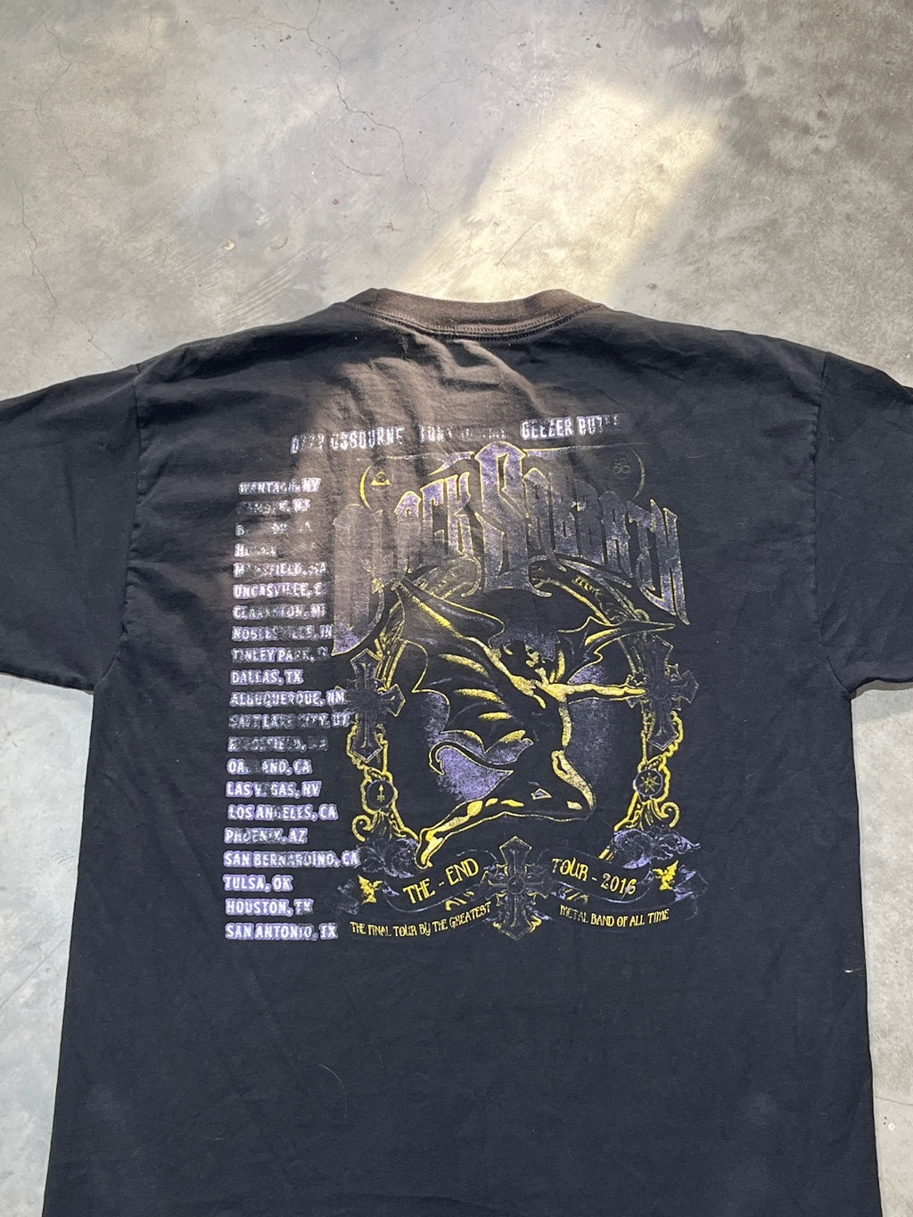 Black Sabbath Preowned Large T-shirt