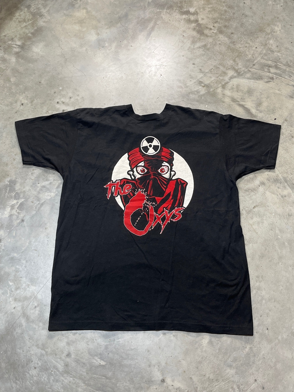 The Oxys Preowned XL T-shirt
