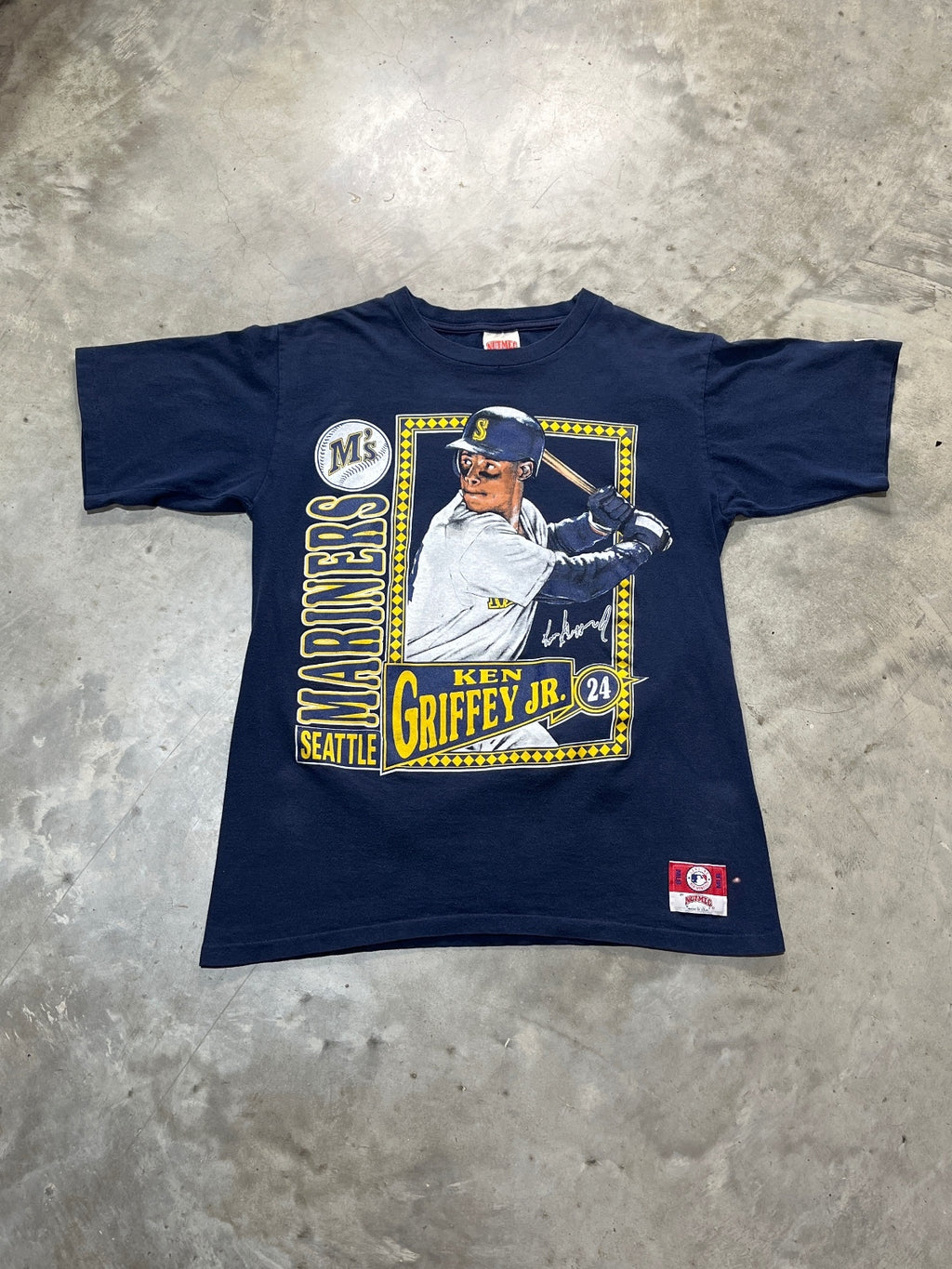 Vintage 90s Seattle Mariners Ken Griffey Jr. Preowned Large T-shirt