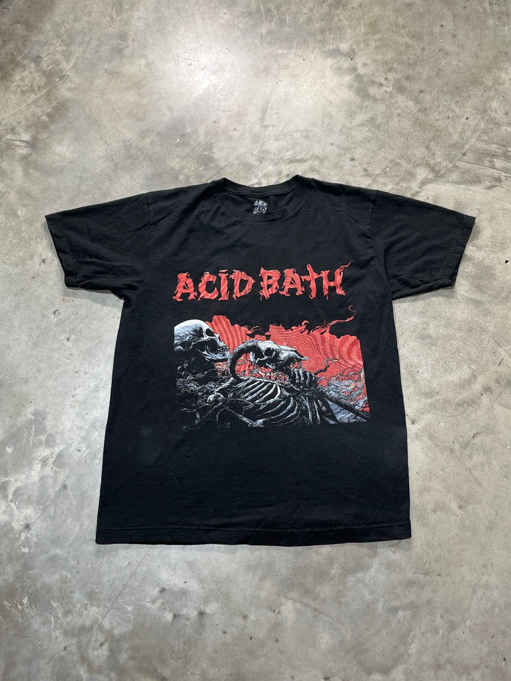 Acid Bath Preowned Large T-shirt