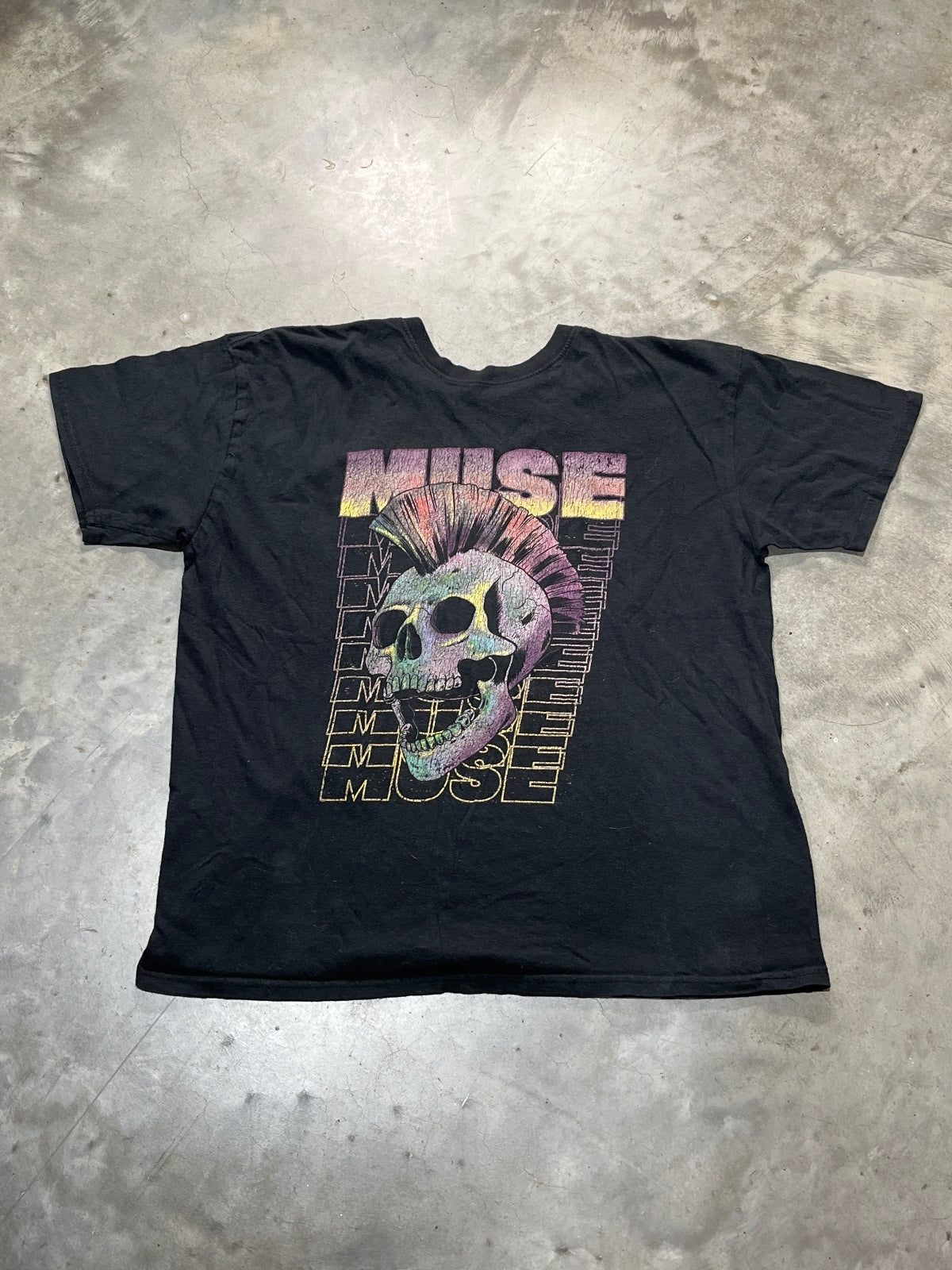 Muse Preowned XL T-shirt